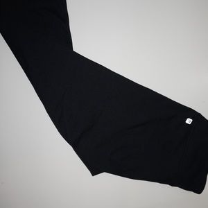 Fabletics black cropped leggings